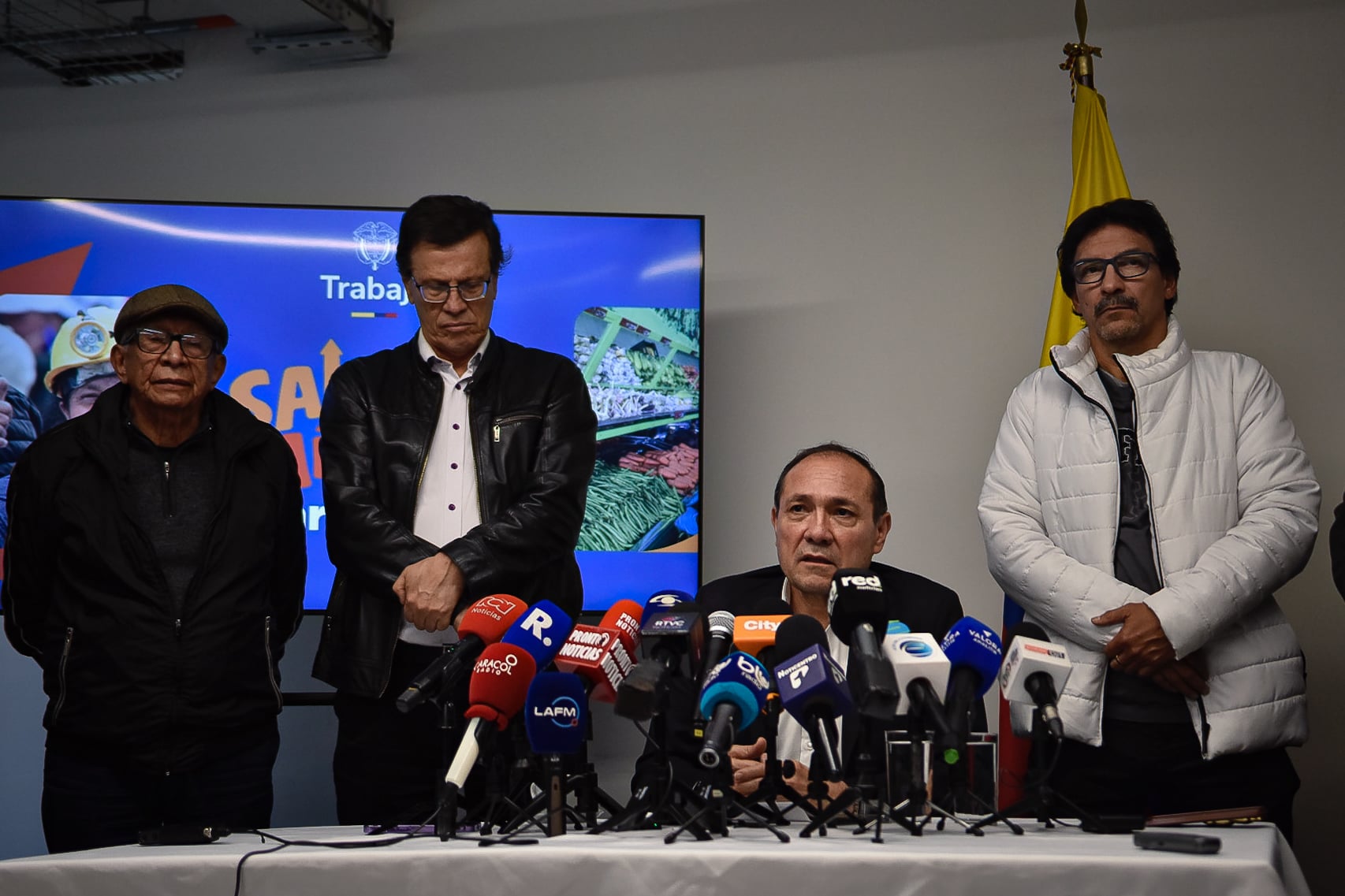 La pugna por el salario mínimo aviva temores de crisis económica mayor