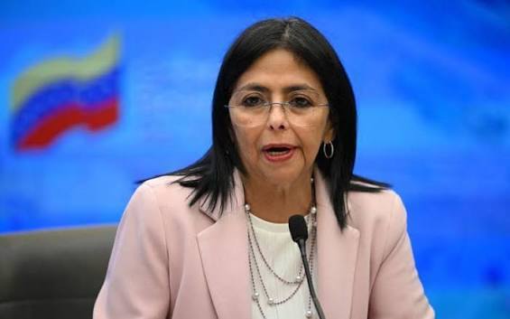 Delcy Rodríguez presenta “nuevo momento político” en Venezuela con excarcelaciones y llamado a la diversidad ideológica