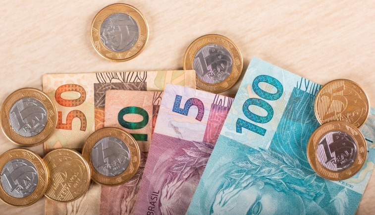 Brasil pone en marcha su reforma tributaria y se encamina al IVA más alto del mundo
