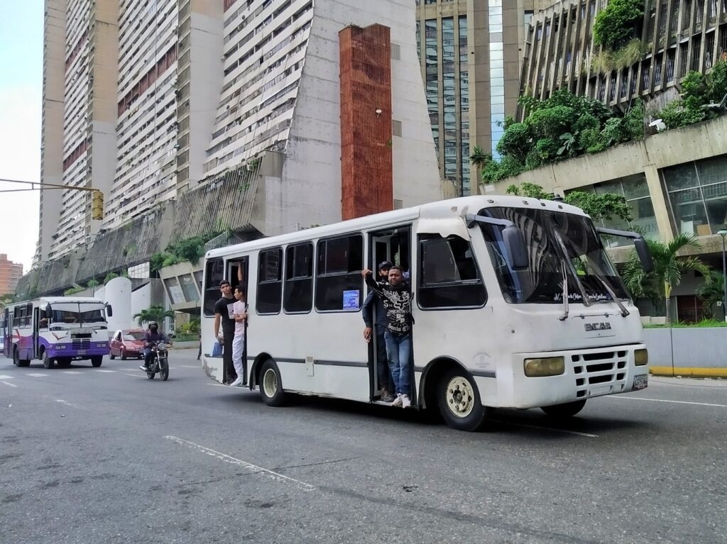 Sin festejos ni júbilo: la caída de Maduro profundiza el silencio en Venezuela